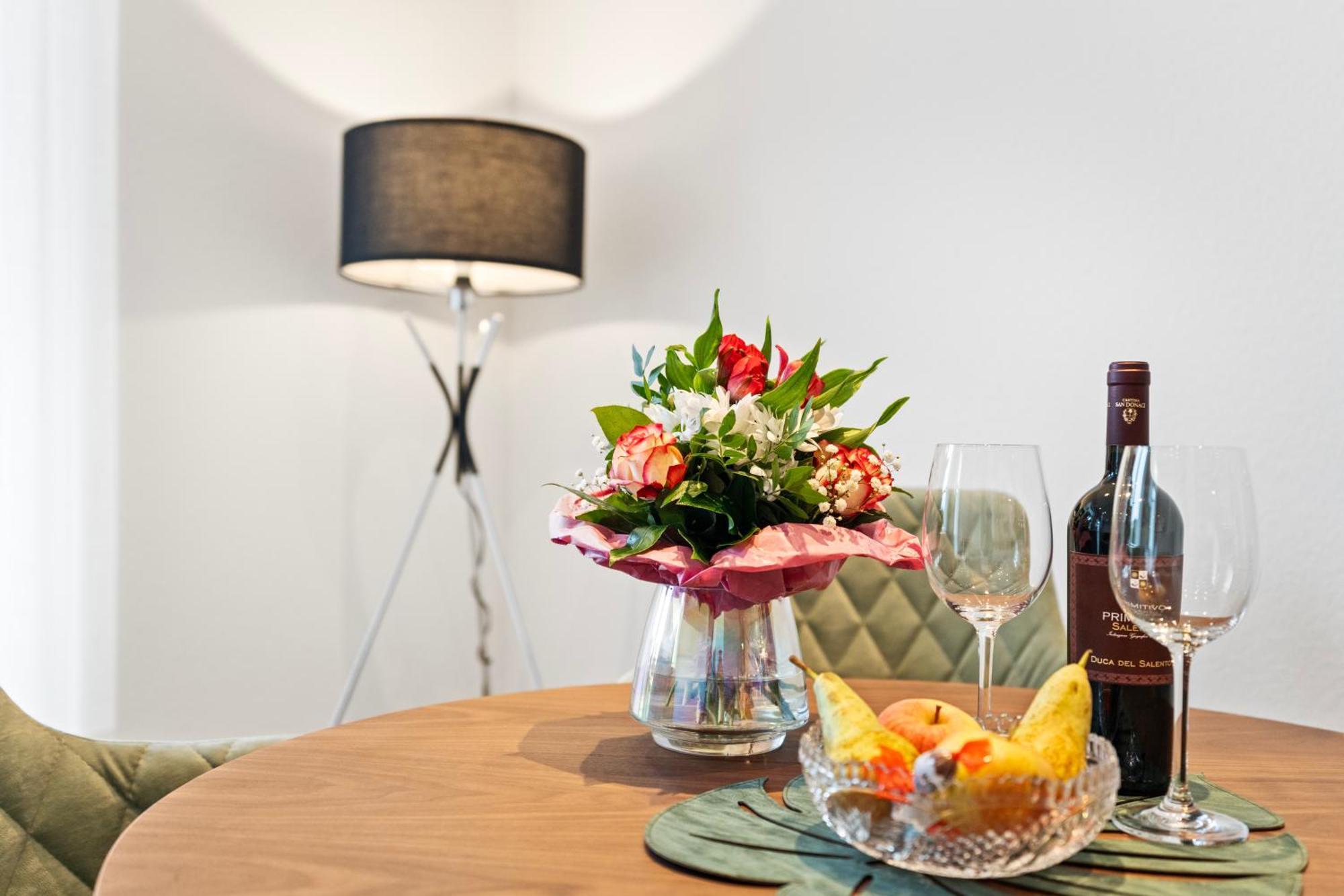 Premium Smartapart Julia Zentral Und Modern Mit Smarthome Tettnang Esterno foto